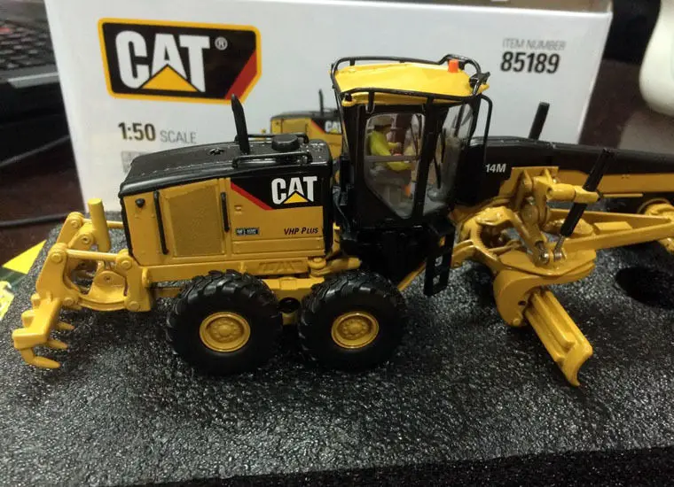 rc cat 14m grader for sale
