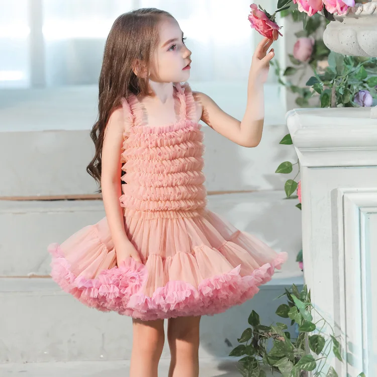 8961693312_2127645673