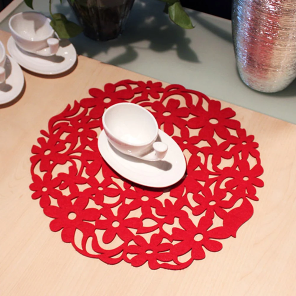 

Hot Sale 30cm Modern Round Cute Flower Felt Placemats Kitchen Dinner Table Mats