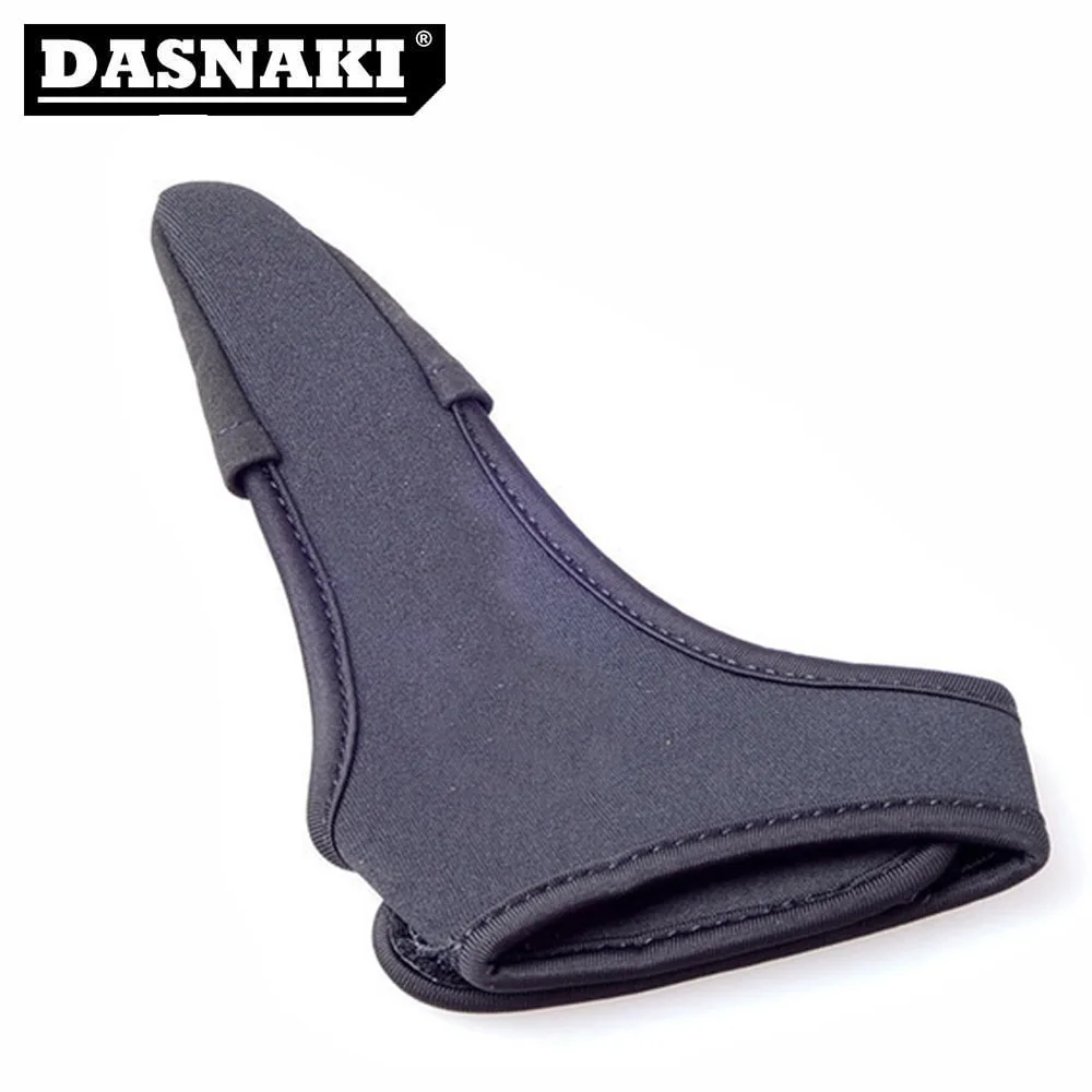 

Single fishing gloves to protect your finger Strong and wear-resistant Can adjust the size with best quality Good elasticity