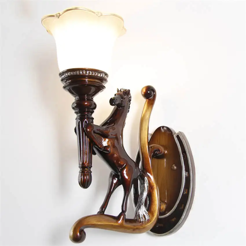 

art deco retro horse resin wall lamp for corridor stairs European bedroom lamp living room decoration led wall sconces light e27