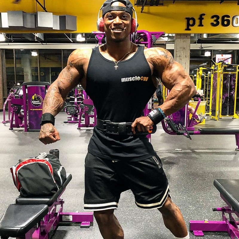 Mens Gym Fitness Shorts Bodybuilding Run Jogging Workout Male 2019 New Knee Length Summer Cool Breathable Mesh Short Sweatpants