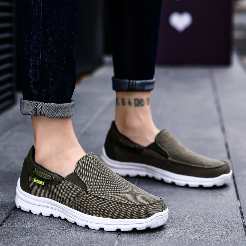 

Men Shoes 2020 Canvas Men Casual Shoes Breathable Male Footwear Spring Autumn men footwear zapatillas hombre Plus size 47 48