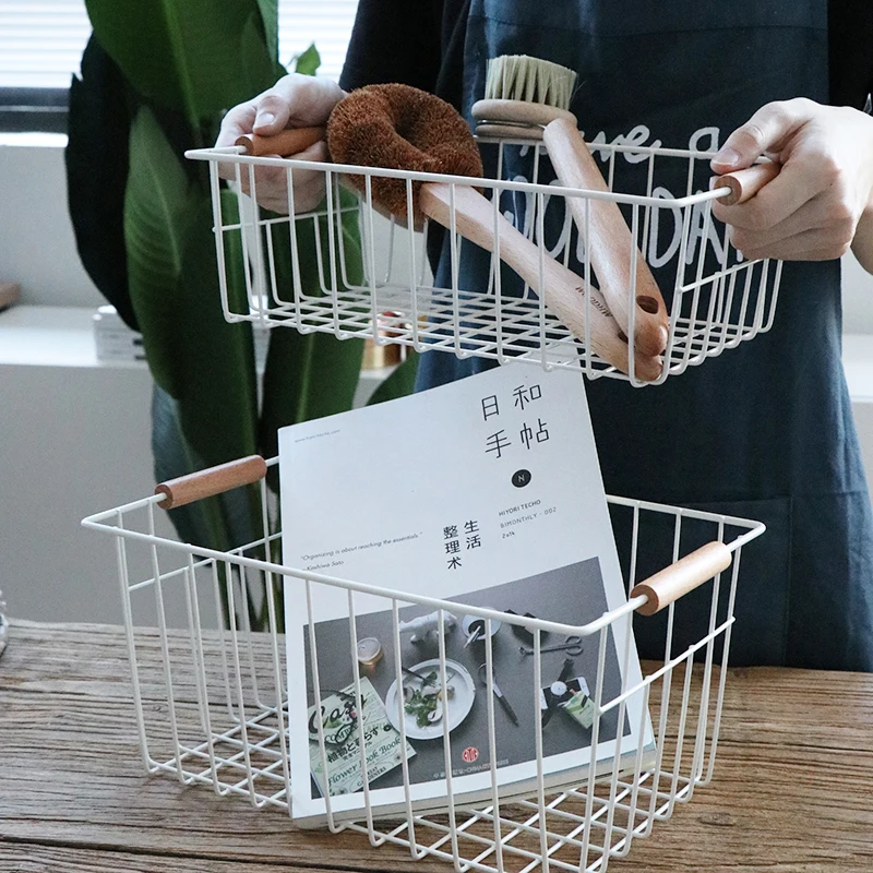 

Metal Storage Basket with Wood Handles Scandinavian Iron Fruit Food Sundries Storage Basket Organizer Decor for Home Kitchen