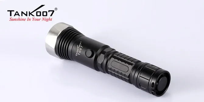 1 компл. TANK007 tc07 5-режимов CREE xm-l U2 полиции самый мощный светодиодный фонарик с 1*18650 Батарея + Зарядное устройство
