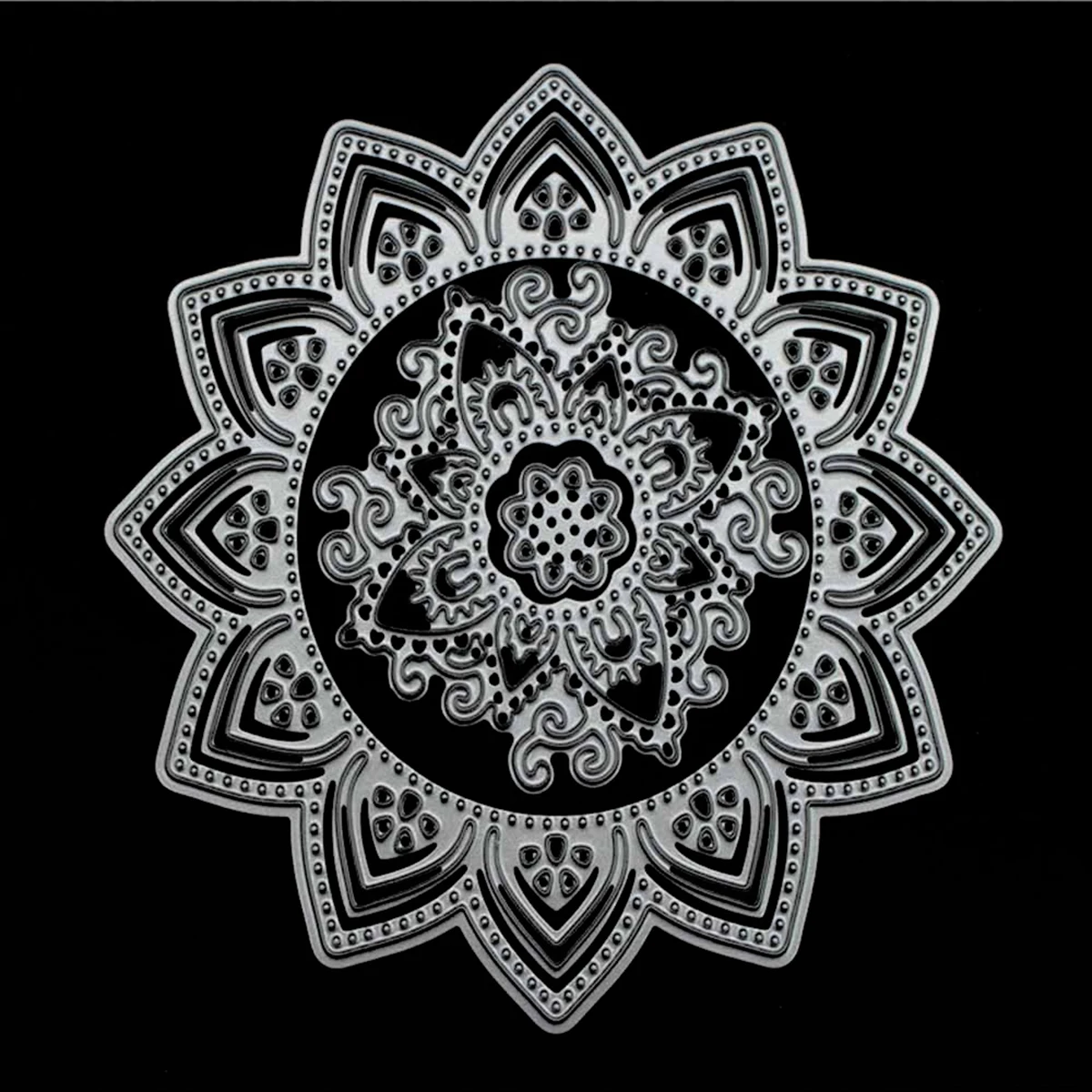 1pc 106mm*106mm New Mandala Flower Metal Cutting Dies Stencil For DIY Scrapbooking Embossing kitchen tools