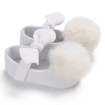 

0-18M Toddler Baby Girl Soft Plush Princess Shoes Cute Pom Shoes Infant Prewalker New Born Baby Shoes for Girls New
