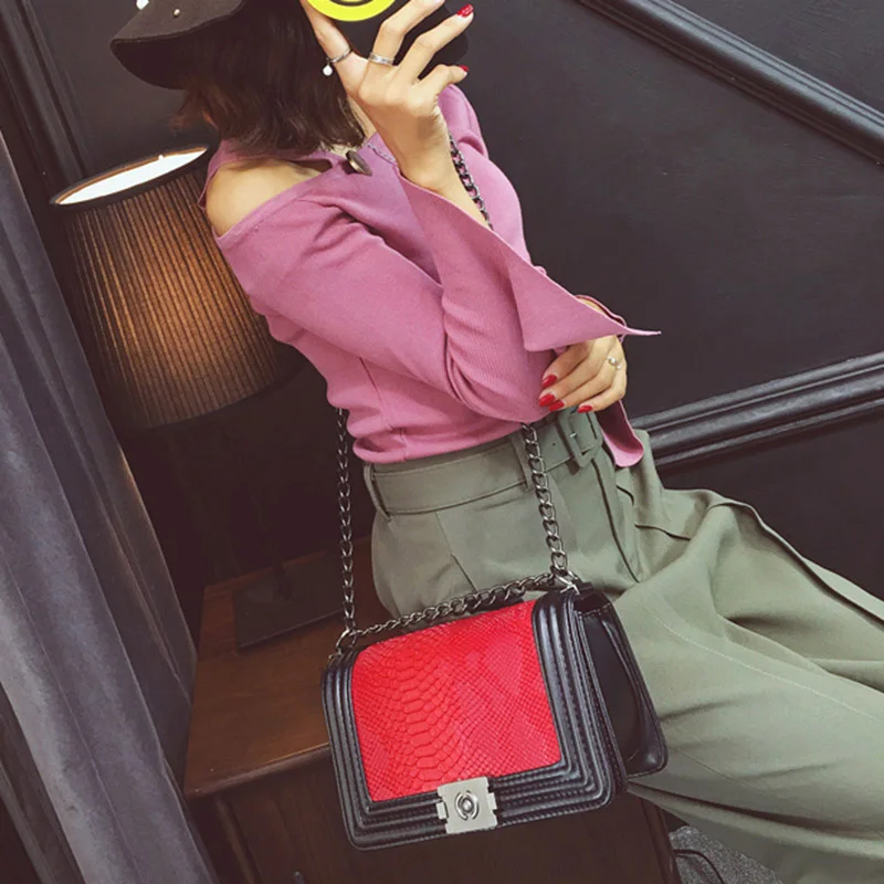 Women Crocodile PU Leather Messenger Bag Luxury Handbags Female Designer Shoulder Bag Chain Shoulder Strap Flap Bags SS0300 (15)