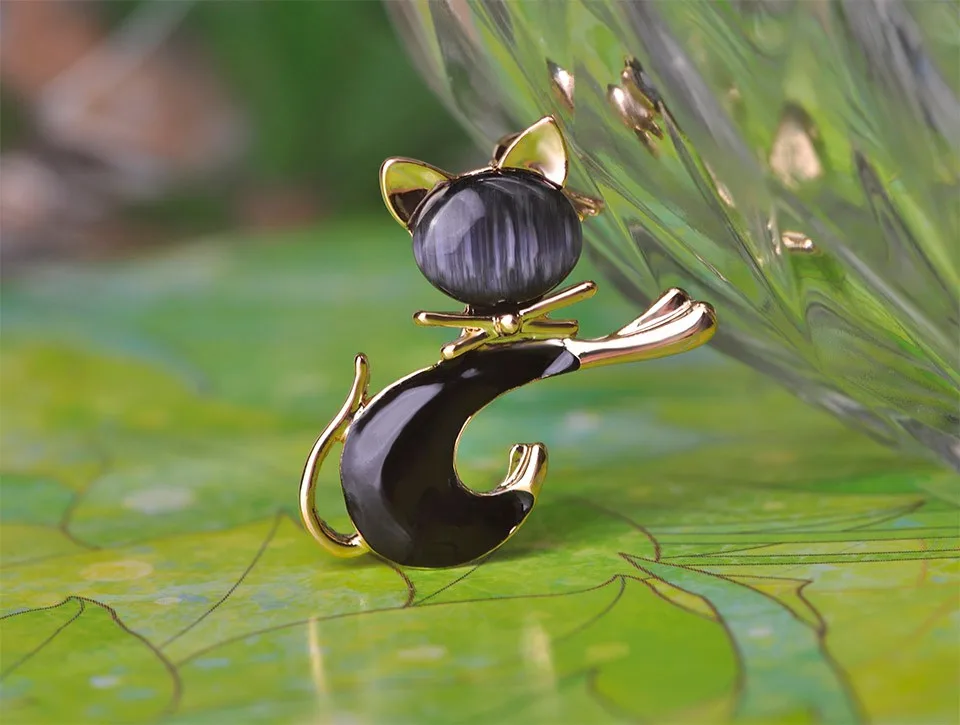 Blucome Cute Black Tie Cat Brooch Smooth Artificial Opals Corsage For Women Collar Hats White Enamel Brooches Pins Girls Gifts 13