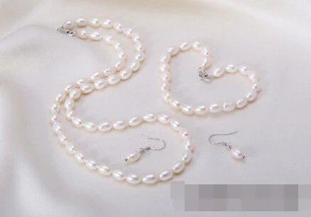 

Fast shipping + 07835 White Small Rice Pearl Necklace Bracelet Earrings Set For Women Sexy Color (A0516)