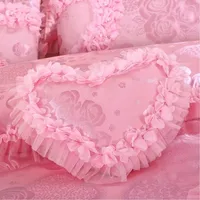 Ensemble de literie princesse en dentelle rose rouge pour filles, ensemble de lit de mariage de luxe, housse de couette, draps de lit, Queen King Size, nouveau design, 2025, 4 pièces, 6 pièces, 8 pièces 5