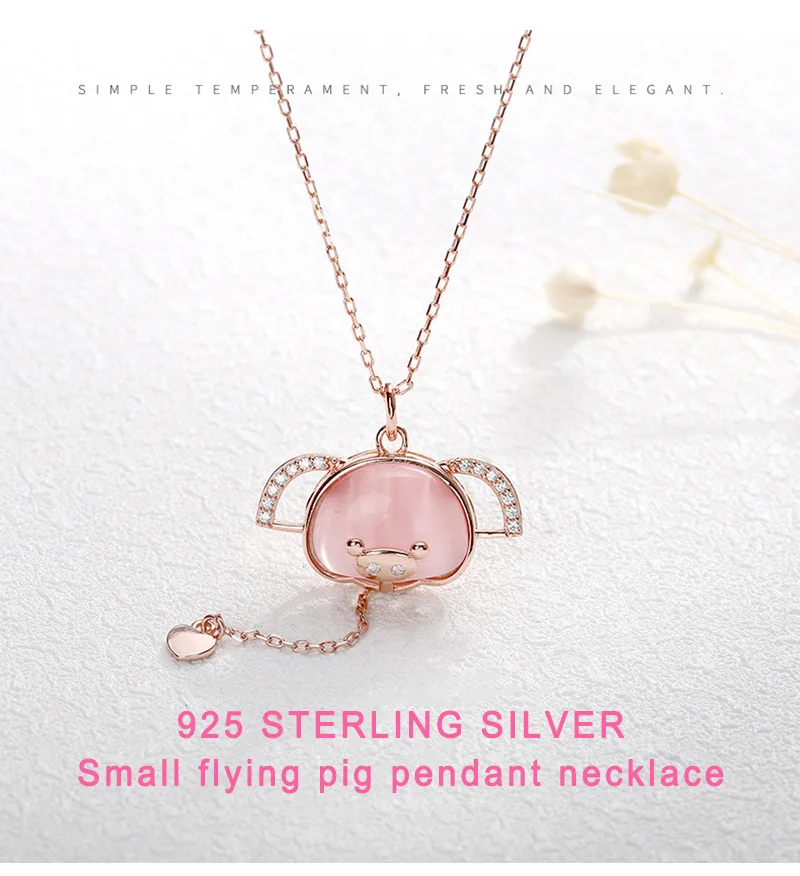s925-Small-flying-pig-necklace_01