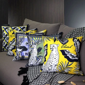 

Cushion Cover Green Leopard Soft Decorative Vintage Velvet Pillow Covers Print Luxury Home Office Sofa Chair Coussin Decoration