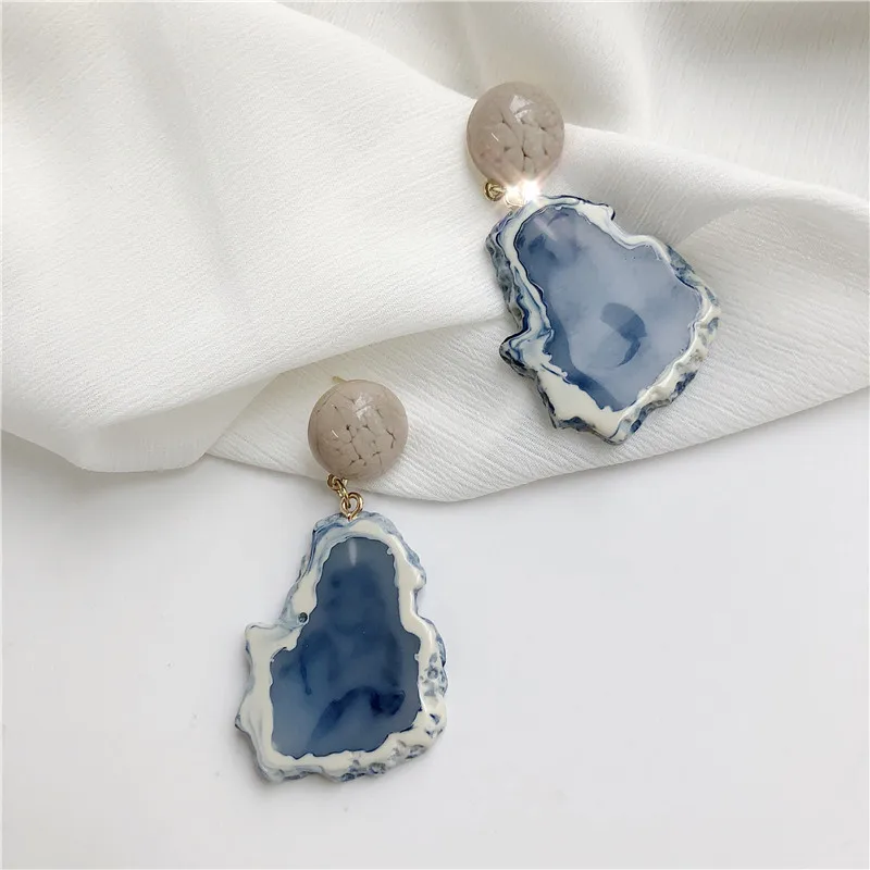 Модные геометрические нерегулярные серьги-гвоздики с эпоксидной смолой для женщин синий цвет имитация камня уха Подарочное кольцо
