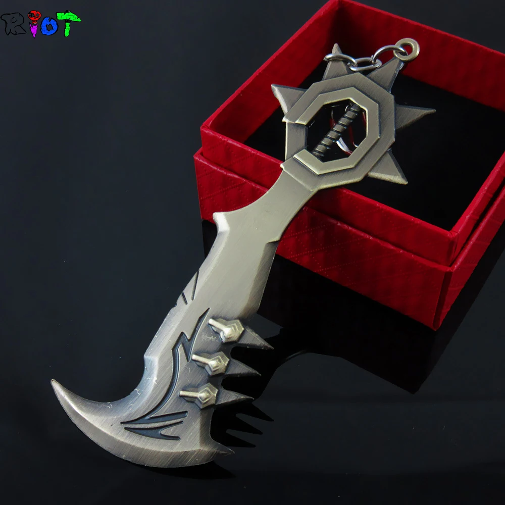 

12 cm League of Legend Hero Draven Weapon Model Keychain Throwing Axe Metal Pendant Key Chain LOL Game Theme Key Ring Fans Gift