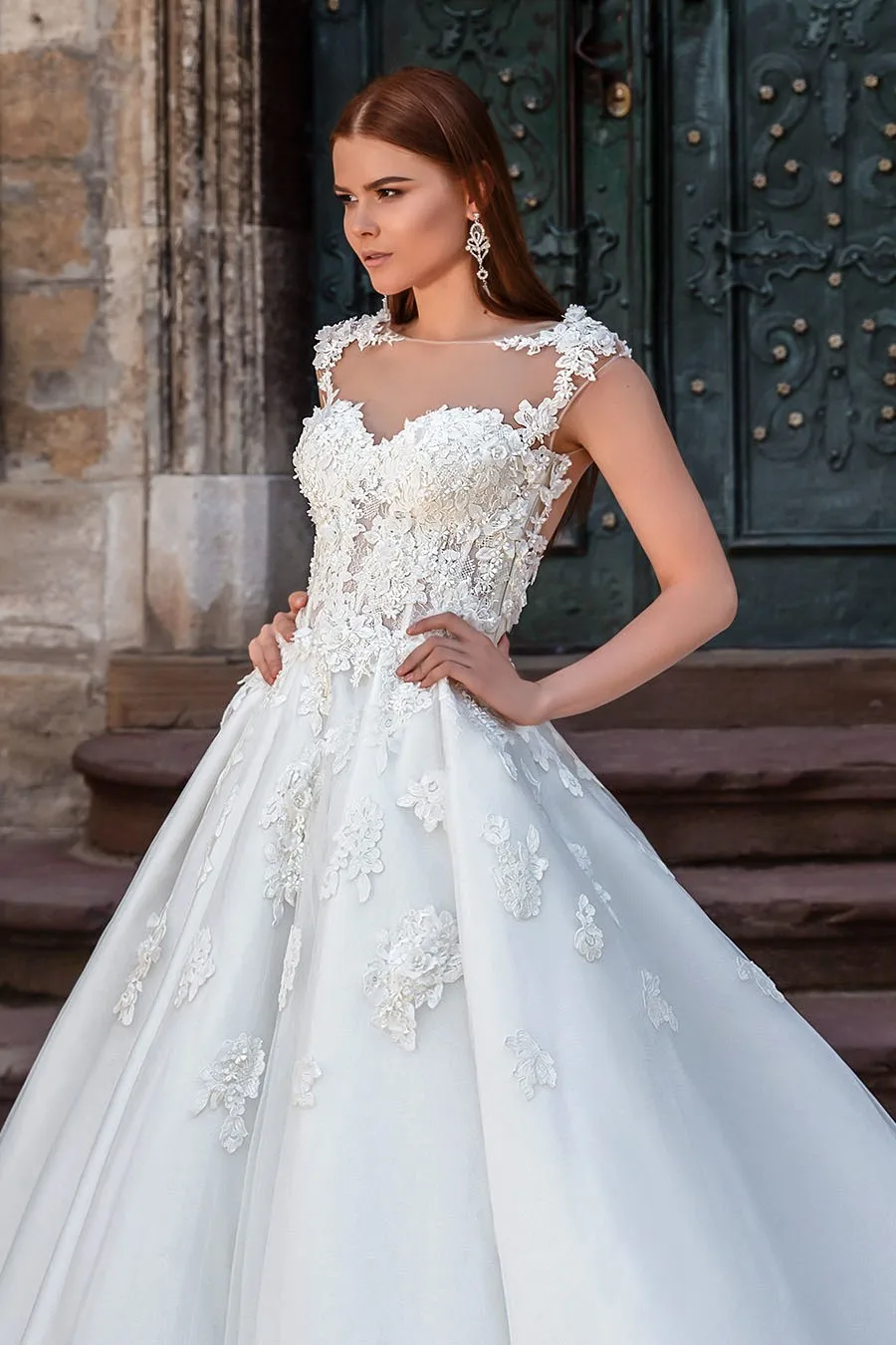 SexeMara-Wedding-Dresses-2017-Saudi-Arabia-Vintage-Vestido-De-Noiva-De-Sheer-Sexy-Bridal-Gowns-Unique (1)