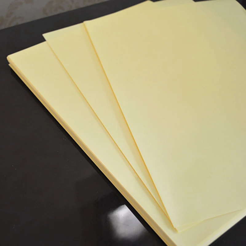 Прозрачная самоклеящаяся виниловая пленка А4 стикер для этикеток лазерный