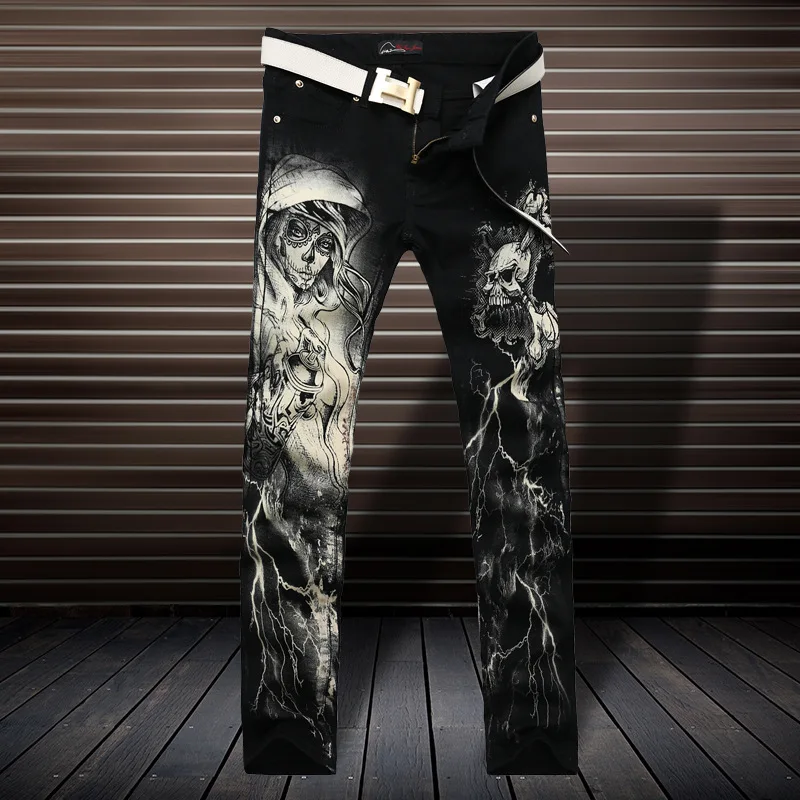 2016 Black And White Tide Brand Korean Slim Small Straight Legged Trousers Are Painted Jeans Printing