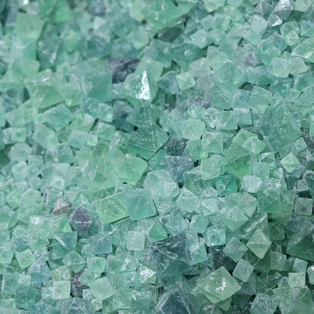 

200g beautiful cute size rough natural green fluorite crystal gemstone octahedron reiki healing stone home decoration