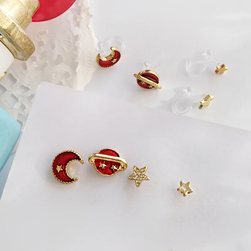 

4Pcs/set Fashion Simple Red Planet Moon Star Stud Earring For Womens Vintage Engagement Wedding Jewelry For Gift Wholesale