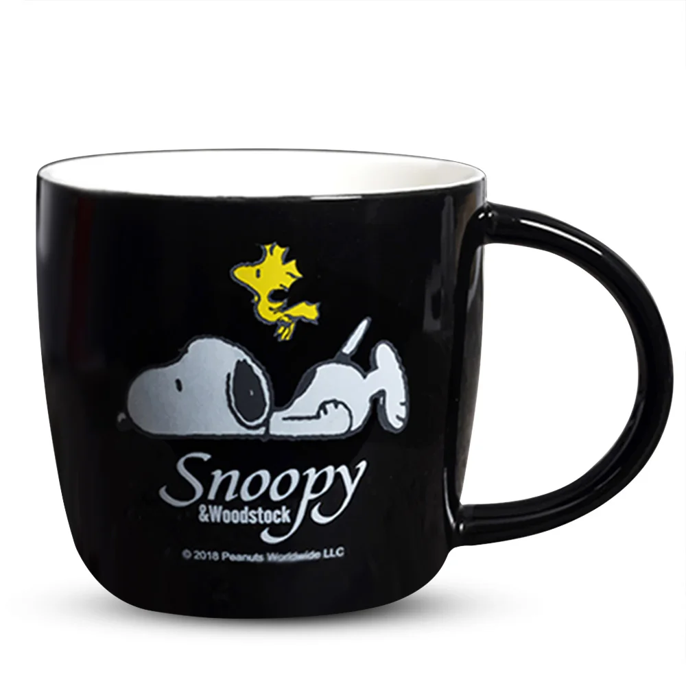 Керамическая кружка SNOOPY с большими ушами, милый мультяшный стиль, чашка для кофе, молока, чая, воды, 400 мл, креативная посуда для напитков для дома, школы, офиса - Цвет: Black