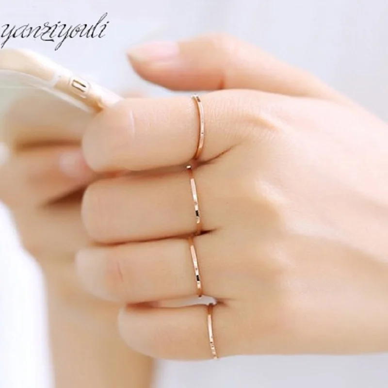 

2019 Simple Thin Titanium Steel Gold Silver Color Anti-allergy Smooth Couple Wedding Ring Women Men Fashion Jewelry