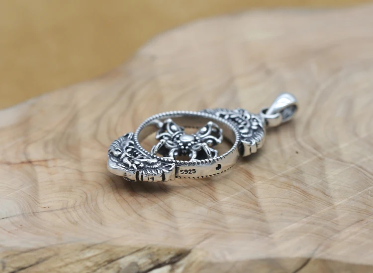 silver-pendant0303c