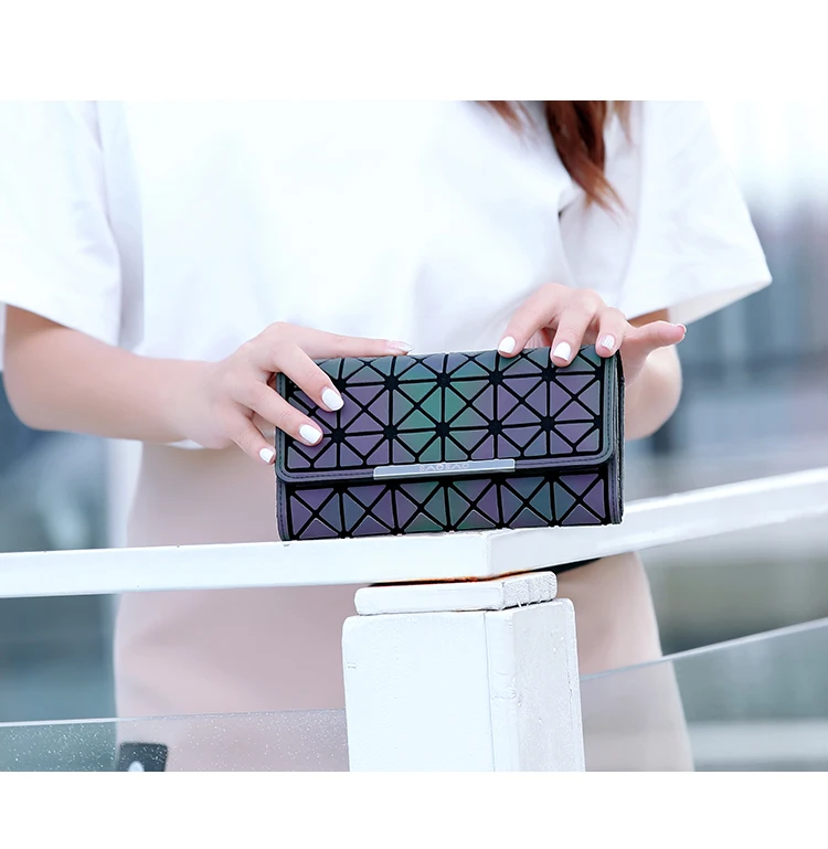 Luminous Wallets Card Holder Wallet Women Long Clutch Small Purses Lattice Standard Wallets Noctilucent Bag carteir