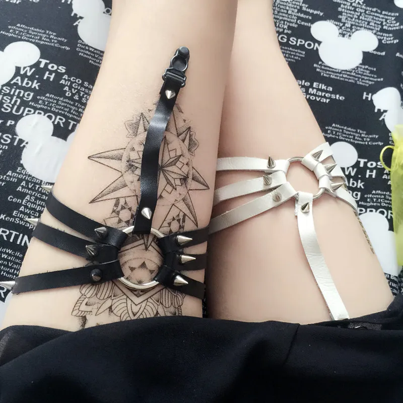 2015 Мода Стиль Harajuku Панк Заклепки Подвязки RingSexy Пояс Ног Кольцо Для Женщин Подарки