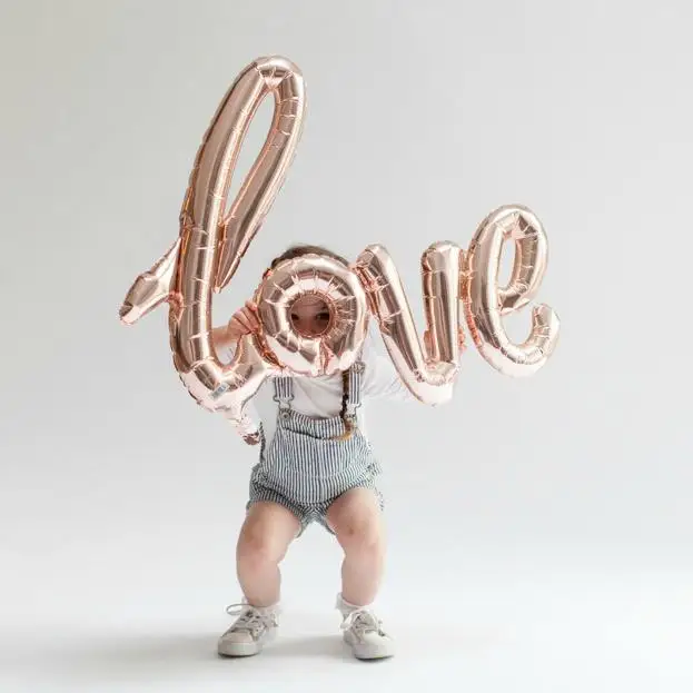 love foil balloon 32inch (6)