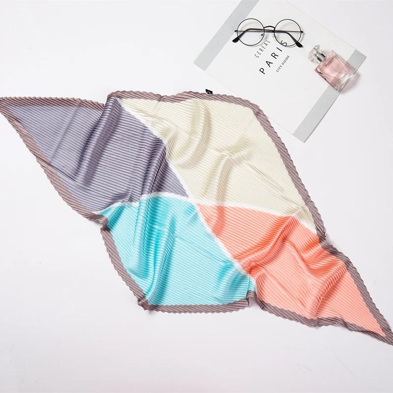 2019 Designer Silk Crinkle Scarf Square Pleated Print Neck Scarfs for Ladies Foulard Hair Band Stain Fold Neckerchief