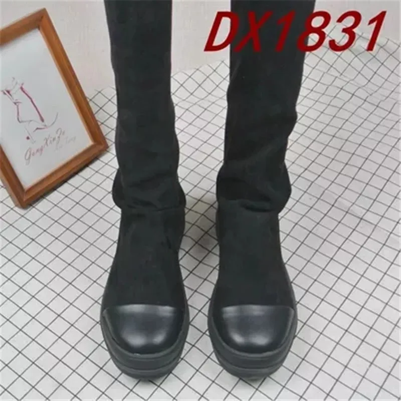 

2018 European and American new suede flat-bottomed boots with a single boot