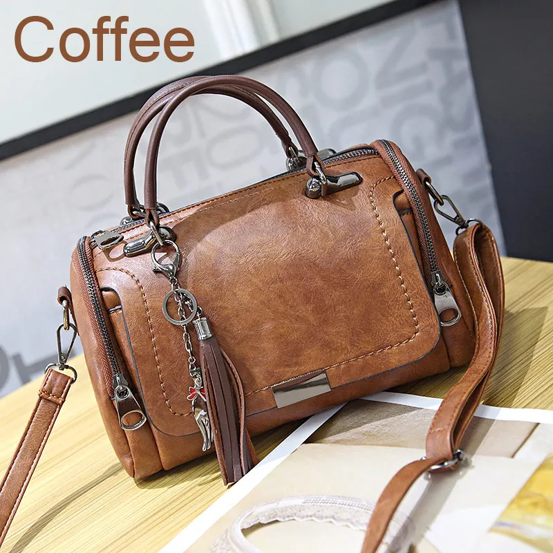 Женская кожаная сумка ZMQN, винтажная сумочка-кроссбоди с кисточками, дамская ретро-сумка на плечо на молнии, модель C648 - Цвет: Coffee
