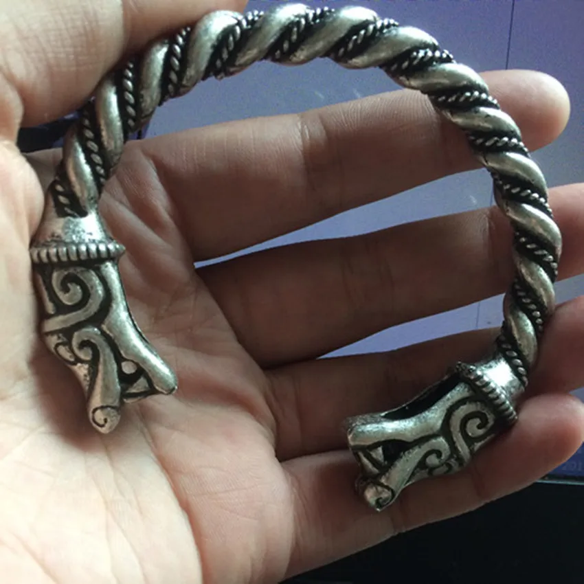 

Drop shipping Antique Silver viking bracelet Fenrir Pengan Wolves Bracelet Norse Viking Wolf Bangles Handmade Wristlet For Men