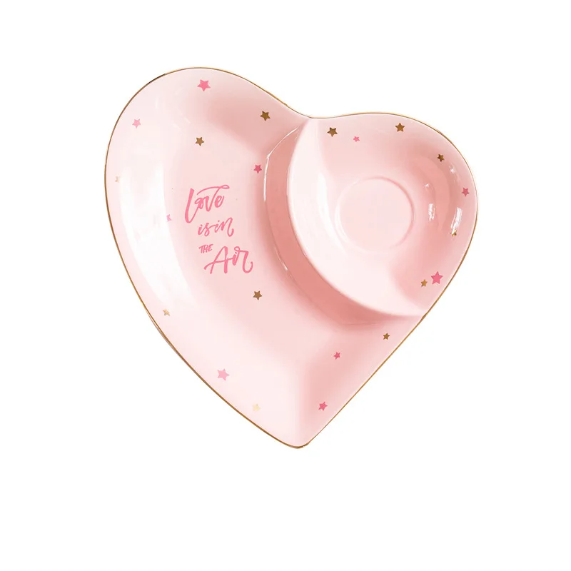 

Nordic Heart Shape Ceramic Dinner Plate Letter Glazed Painting Porcelain Breakfast Dessert Cake Plate Snack Dish Tray Dinnerware