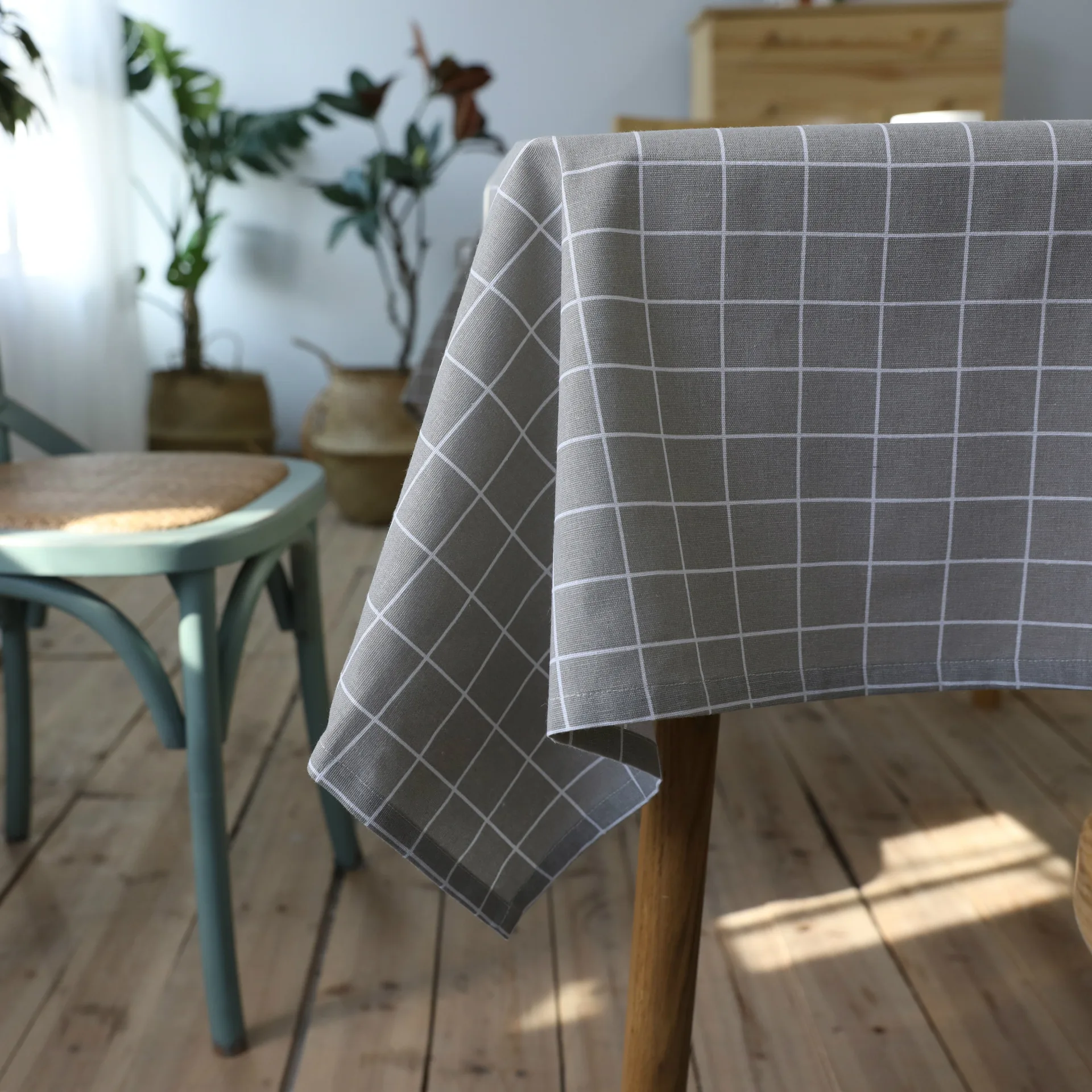 Waterproof grey latticed cotton and hemp artistic latticed tablecloth