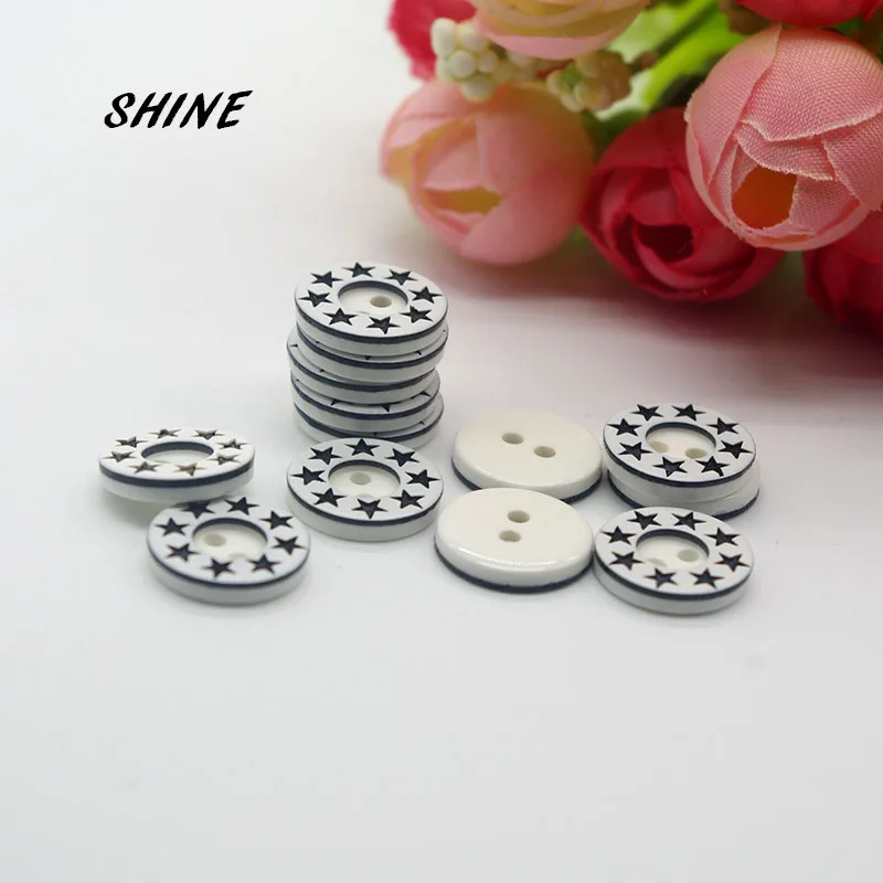 

SHINE 30PCs Resin Sewing Buttons Scrapbooking Star 2 Holes 12.5mm Costura Botones Decorate W20001