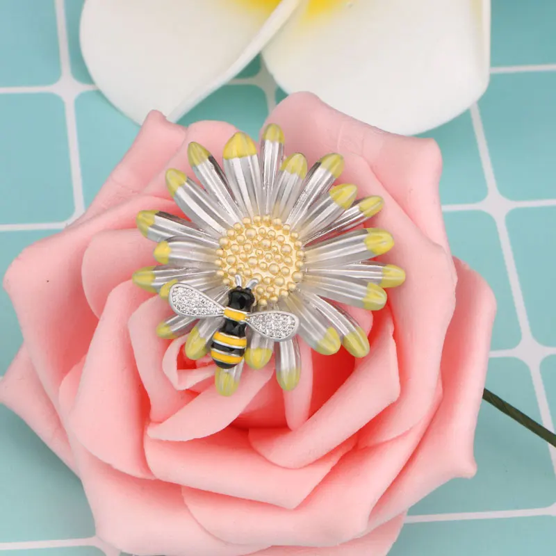 CHUKUI Yellow Enamel Sunflower Brooch Pins Zircon Flying Insect Bee Brooches For Women Daily Clothes Accessories  (13)
