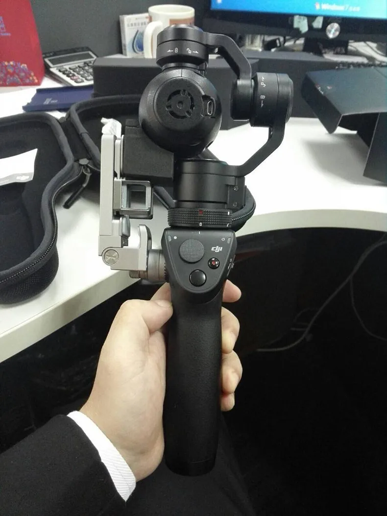 EMS Free DJI OSMO Handheld 4K Camera And Stabilizer 3 Axis Gimbal Phantom 3 ly Hot Product Free Gifts