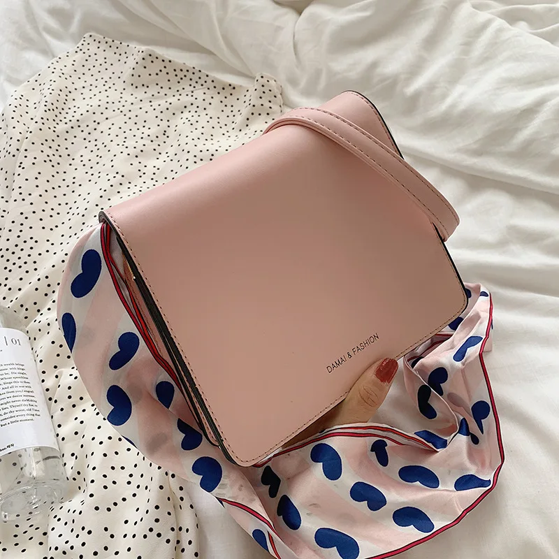 

2019 New Bucket Women Small Messenger Bag Silk Scarf Shoulder Bag Simple Fashion Flap Brand Designer Crossbody Lady Handbag sac