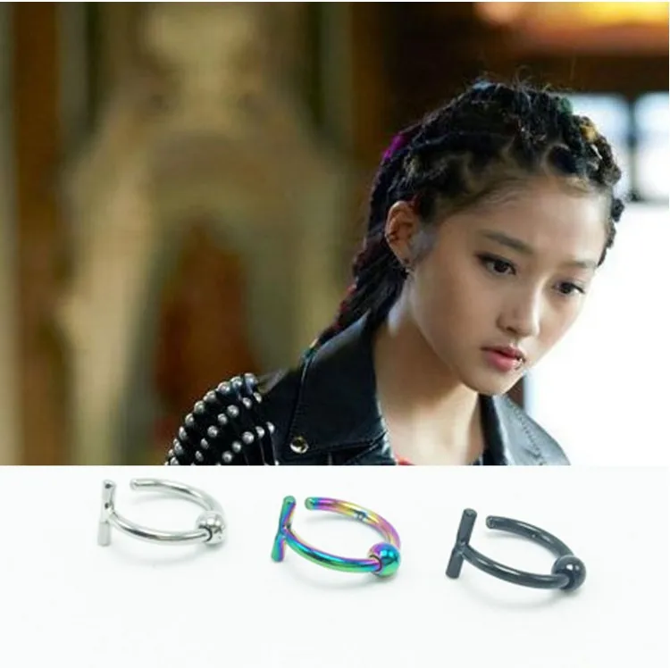

Jeffreeing Star 2pcs/lot Fake Nose Lip Ear Fake Piercing Rings Stud Punk Goth False Hoop Earrings Septum body jewelry