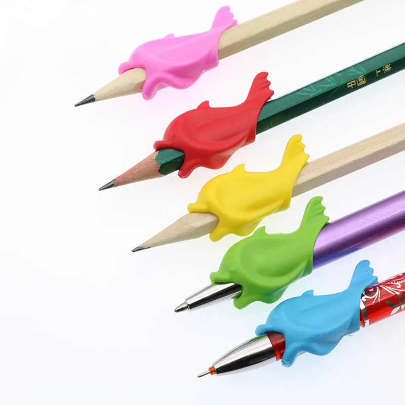 

Children Learning Writing Dolphin Fish Writing Posture Correcting Device Wobi Silica Gel 10pc Color Random Student Stationery