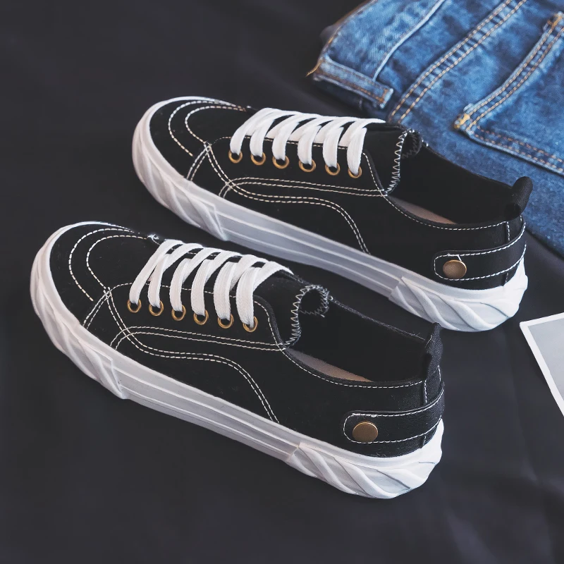 

Spring breathable canvas tide shoes Korean version of the trend of men's shoes wild casual low to help shoes students black