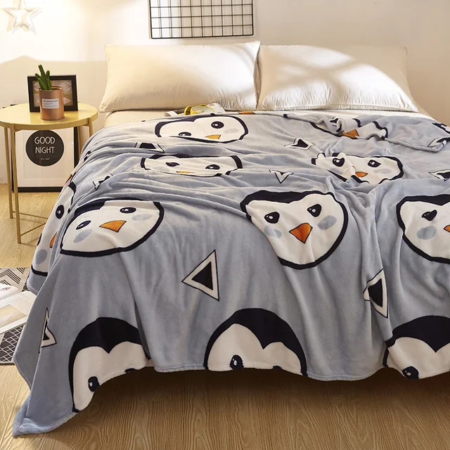 Cute Penguin Fleece Blankets On The Beds Polyester Soft Autumn Warm