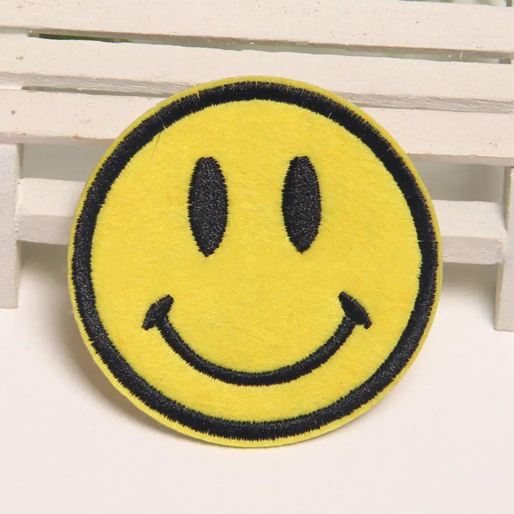 

Cute Cartoon Smiling Face Emoji morale Embroidered Patches for Clothing DIY Apparel Accessories
