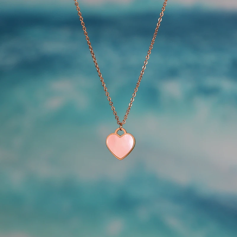 

1.5cm small size Pink Shell Heart Stainless Steel Natural Sea Shell Choker Necklaces for Women Beach Seashell Pendants Necklaces