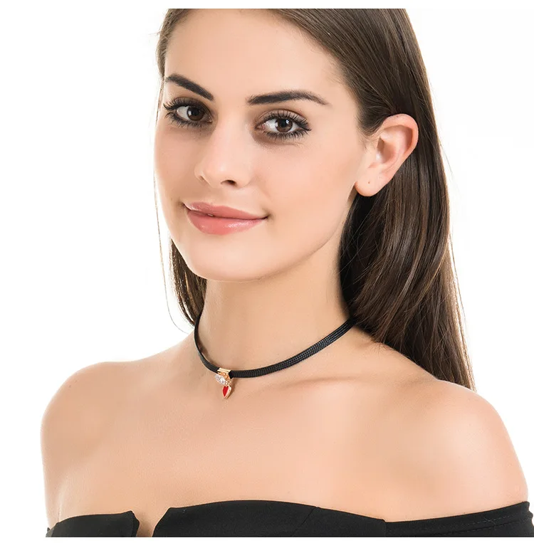Necklace Crystal Victorian Vintage Gothic Velvet Chocker Red Heart Black Rope Clavicle Short Neck Jewelry Collar Women Jewelry