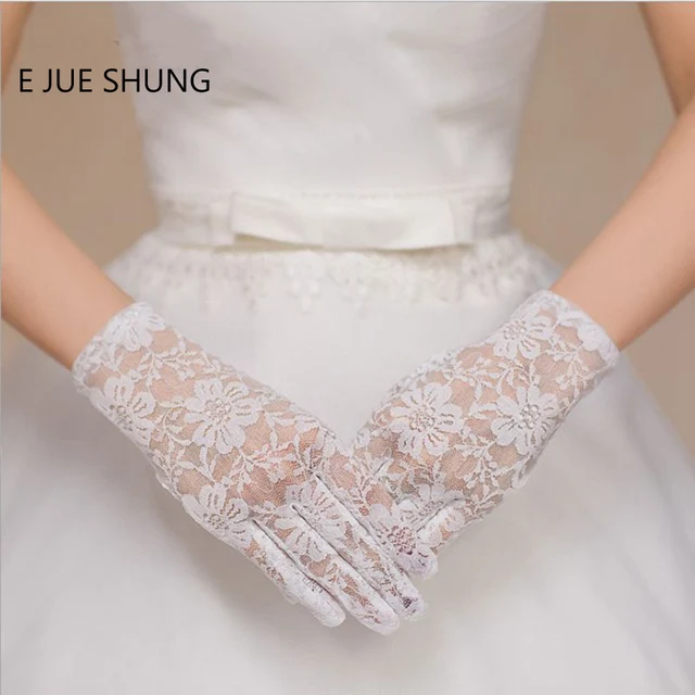 E Jue Shung In Stock White Lace Bridal Gloves Full Finger Short E Jue Shung In Stock White Lace Bridal Gloves Full Finger Short Wedding