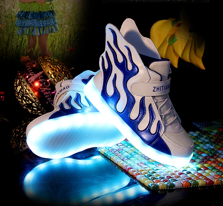 STRONGSHEN Green Kids Shoes with LED Lights Children Kids Sneakers with Wing Boys Girls Led Light Up Shoes USB Charging Warm extra wide children's shoes