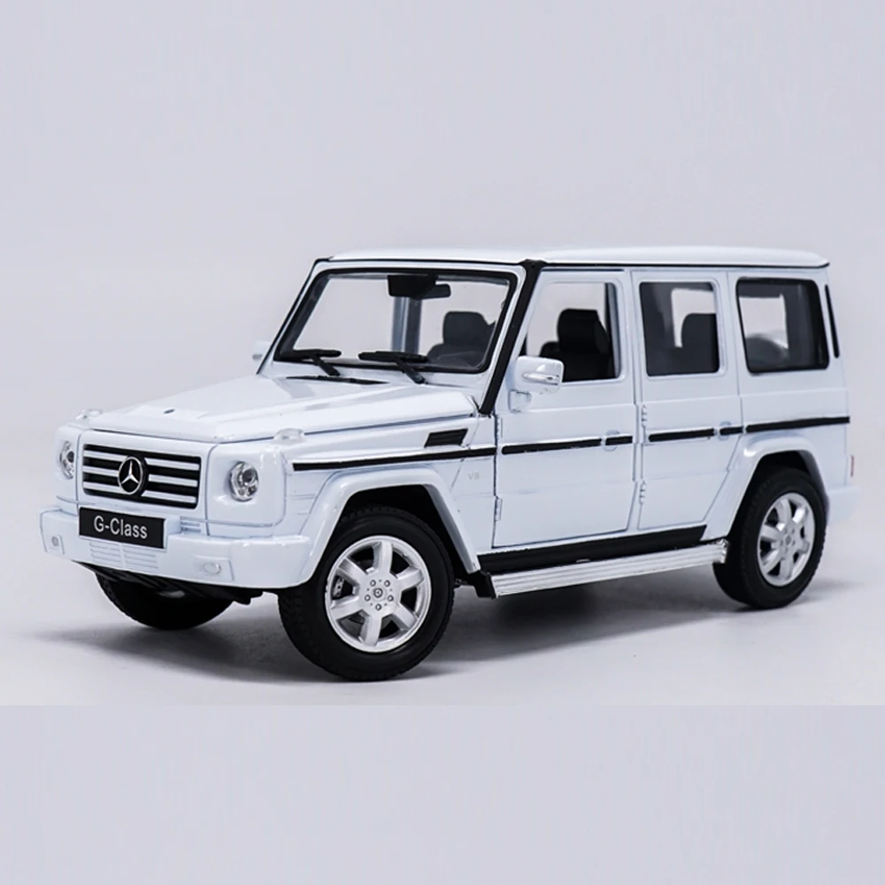 

Scale 1:24 Diecast Model Benz G500 SUV for Alloy Toy Car Miniature Collection Gift for Children boys